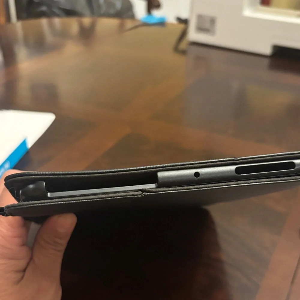 speck Balance Folio Case for iPad 11